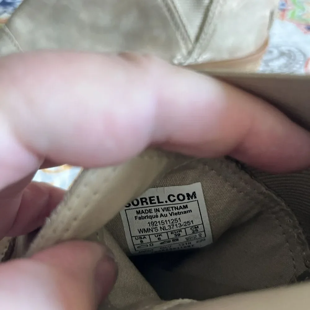 Sorel Women's Cate Chelsea Boot Beige Size 8